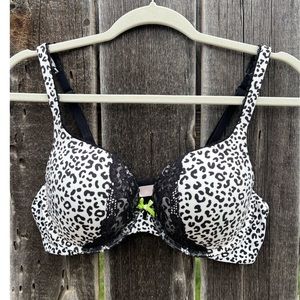 Victoria’s Secret Leopard Body by Victoria Padded Perfect Coverage Bra